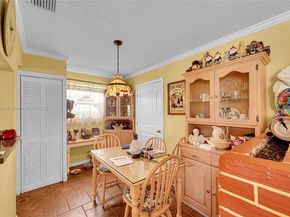 2241 N 66th Ave, Hollywood FL 33024