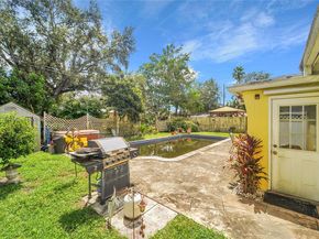 2241 N 66th Ave, Hollywood FL 33024