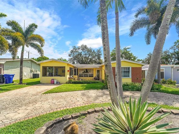 2241 N 66th Ave, Hollywood FL 33024