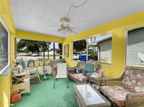 2241 N 66th Ave, Hollywood FL 33024