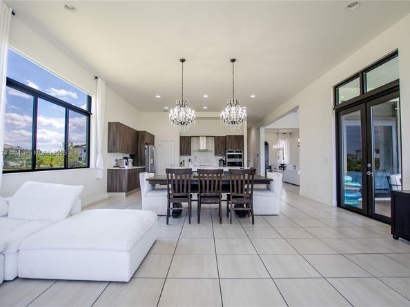 15821 SW 49th St, Southwest Ranches FL 33331