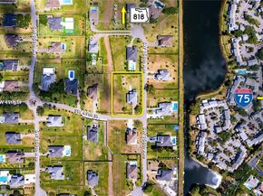 15821 SW 49th St, Southwest Ranches FL 33331