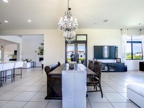 15821 SW 49th St, Southwest Ranches FL 33331