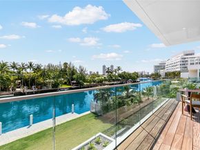 1081 W 48th St, Miami Beach FL 33140