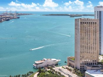 50 Biscayne Blvd