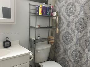 2733 NW 204th Ln, Miami Gardens FL 33056