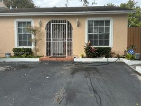 2733 NW 204th Ln, Miami Gardens FL 33056