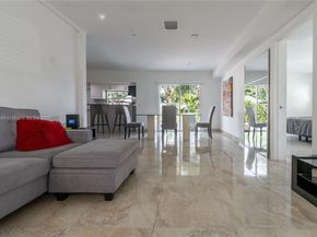 947 NE 149th St, Miami FL 33161