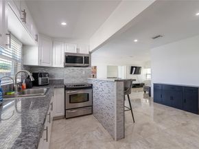 947 NE 149th St, Miami FL 33161