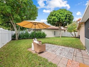 6232 NW 38th Dr, Coral Springs FL 33067