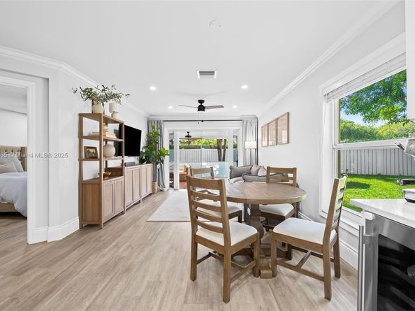 6232 NW 38th Dr, Coral Springs FL 33067