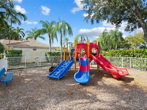 6232 NW 38th Dr, Coral Springs FL 33067