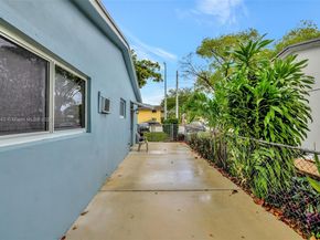 5861 NE 18th Ave, Fort Lauderdale FL 33334