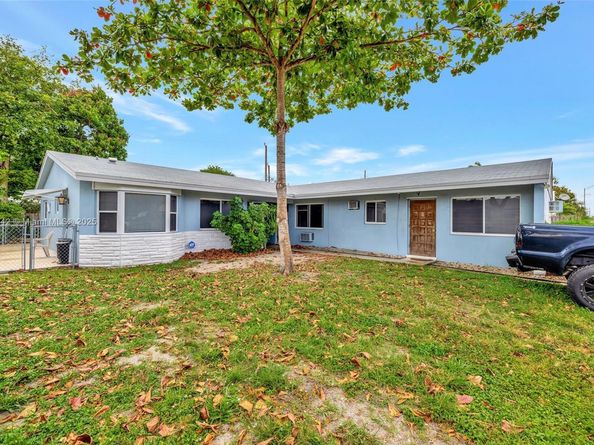 5861 NE 18th Ave, Fort Lauderdale FL 33334