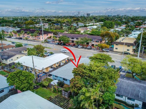 5861 NE 18th Ave, Fort Lauderdale FL 33334