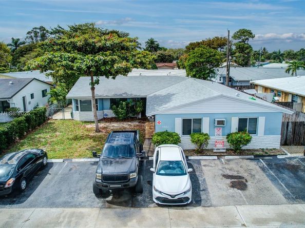 5861 NE 18th Ave, Fort Lauderdale FL 33334
