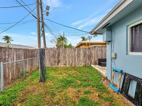 5861 NE 18th Ave, Fort Lauderdale FL 33334