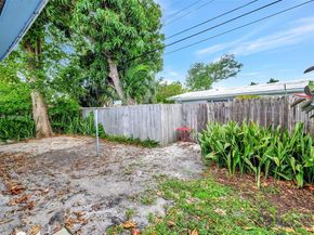5861 NE 18th Ave, Fort Lauderdale FL 33334
