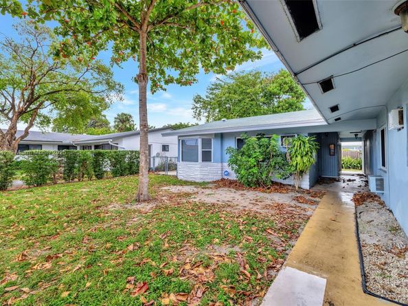 5861 NE 18th Ave, Fort Lauderdale FL 33334