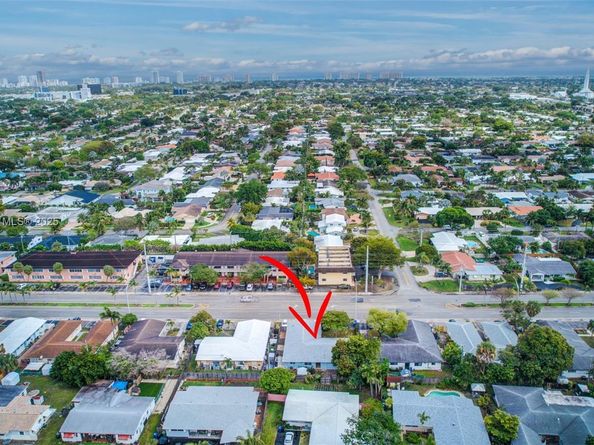 5861 NE 18th Ave, Fort Lauderdale FL 33334