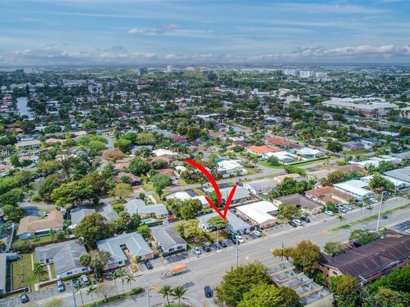 5861 NE 18th Ave, Fort Lauderdale FL 33334