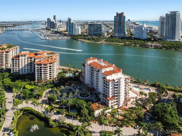 7133 Fisher Island Dr 7133, Miami Beach FL 33109