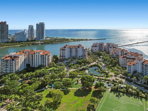 7133 Fisher Island Dr 7133, Miami Beach FL 33109