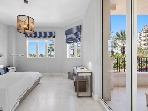 7133 Fisher Island Dr 7133, Miami Beach FL 33109