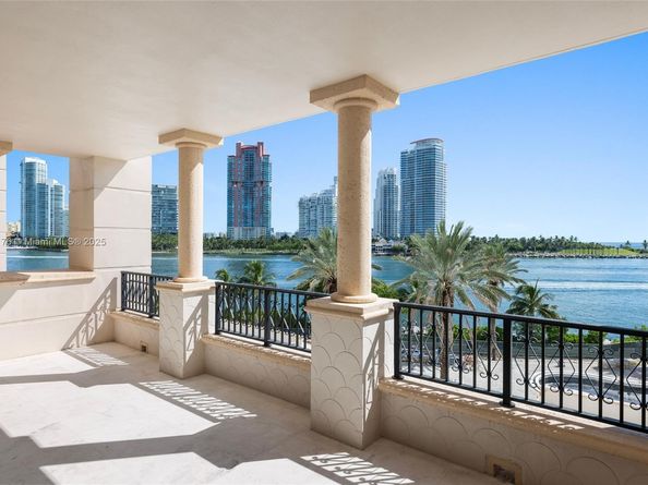 7133 Fisher Island Dr 7133, Miami Beach FL 33109