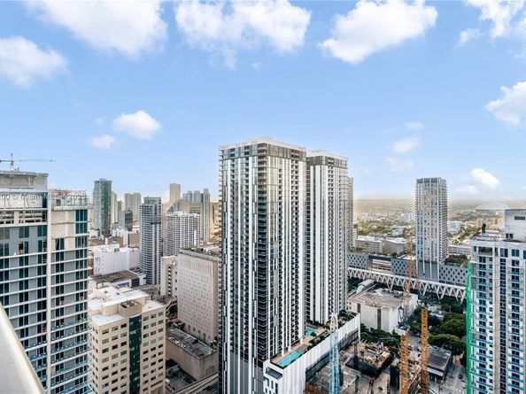601 NE 1 Ave 3604, Miami FL 33132