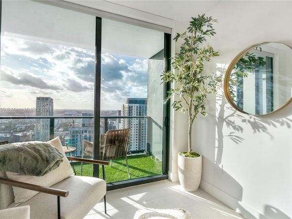 601 NE 1 Ave 3604, Miami FL 33132