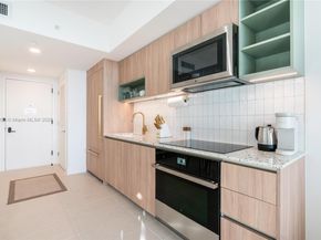 601 NE 1 Ave 3604, Miami FL 33132