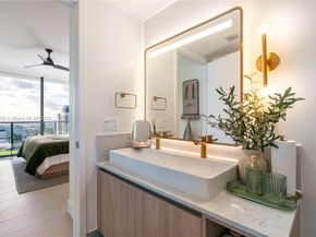 601 NE 1 Ave 3604, Miami FL 33132