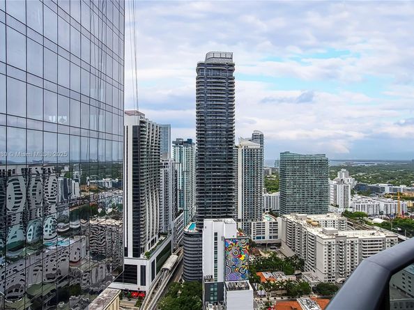 801 S Miami Ave 3704, Miami FL 33130