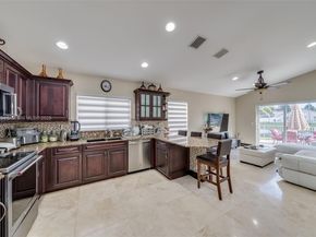 5032 SW 34th Ter, Hollywood FL 33312