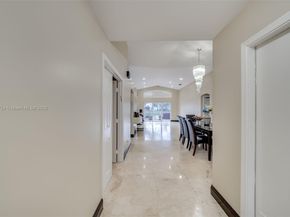 5032 SW 34th Ter, Hollywood FL 33312