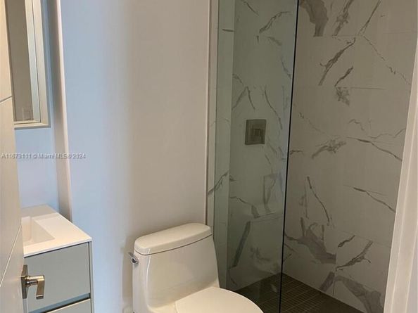 9521 E Bay Harbor Dr 605, Bay Harbor Islands FL 33154