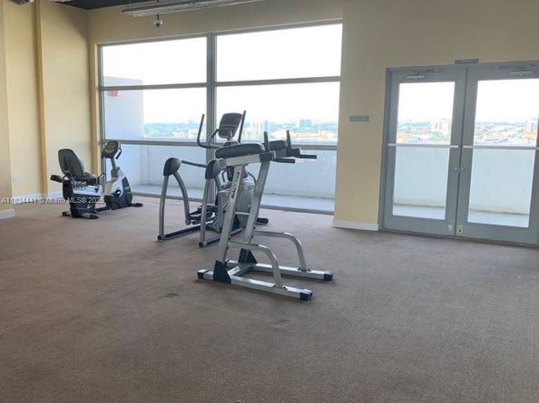 36 NW 6th Ave 906, Miami FL 33128