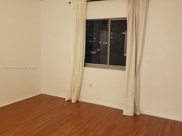 36 NW 6th Ave 906, Miami FL 33128