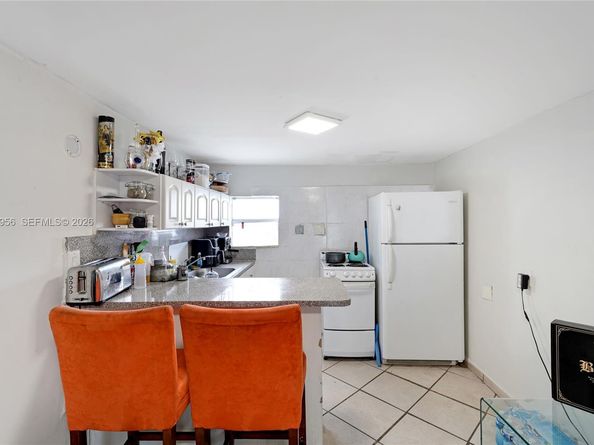 1385 NE 130th St, North Miami FL 33161