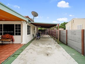 1385 NE 130th St, North Miami FL 33161