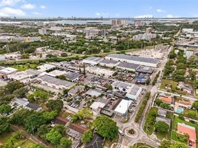 1385 NE 130th St, North Miami FL 33161