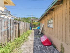 503 NW 43rd Pl, Miami FL 33126