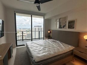 601 NE 1st Ave 3704, Miami FL 33132