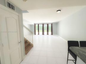 197 Santa Barbara Way, Palm Beach Gardens FL 33410