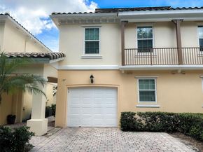 197 Santa Barbara Way, Palm Beach Gardens FL 33410