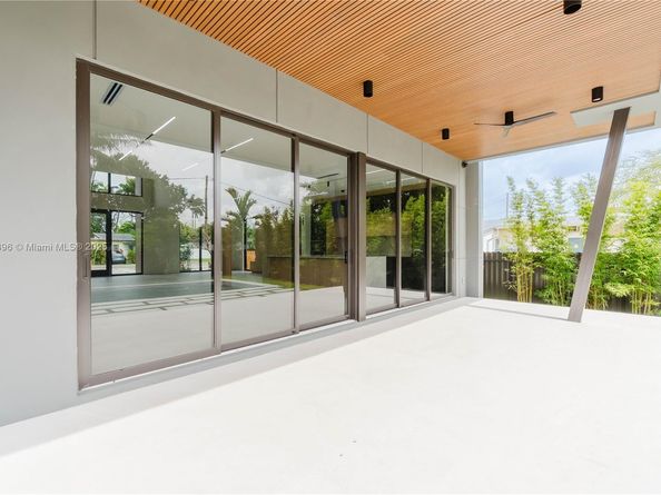 549 East Dr, Miami Springs FL 33166
