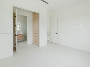 549 East Dr, Miami Springs FL 33166