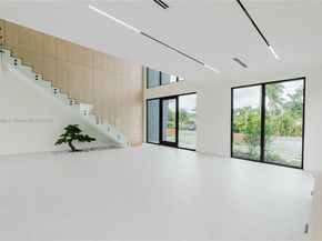 549 East Dr, Miami Springs FL 33166