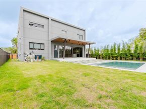 549 East Dr, Miami Springs FL 33166